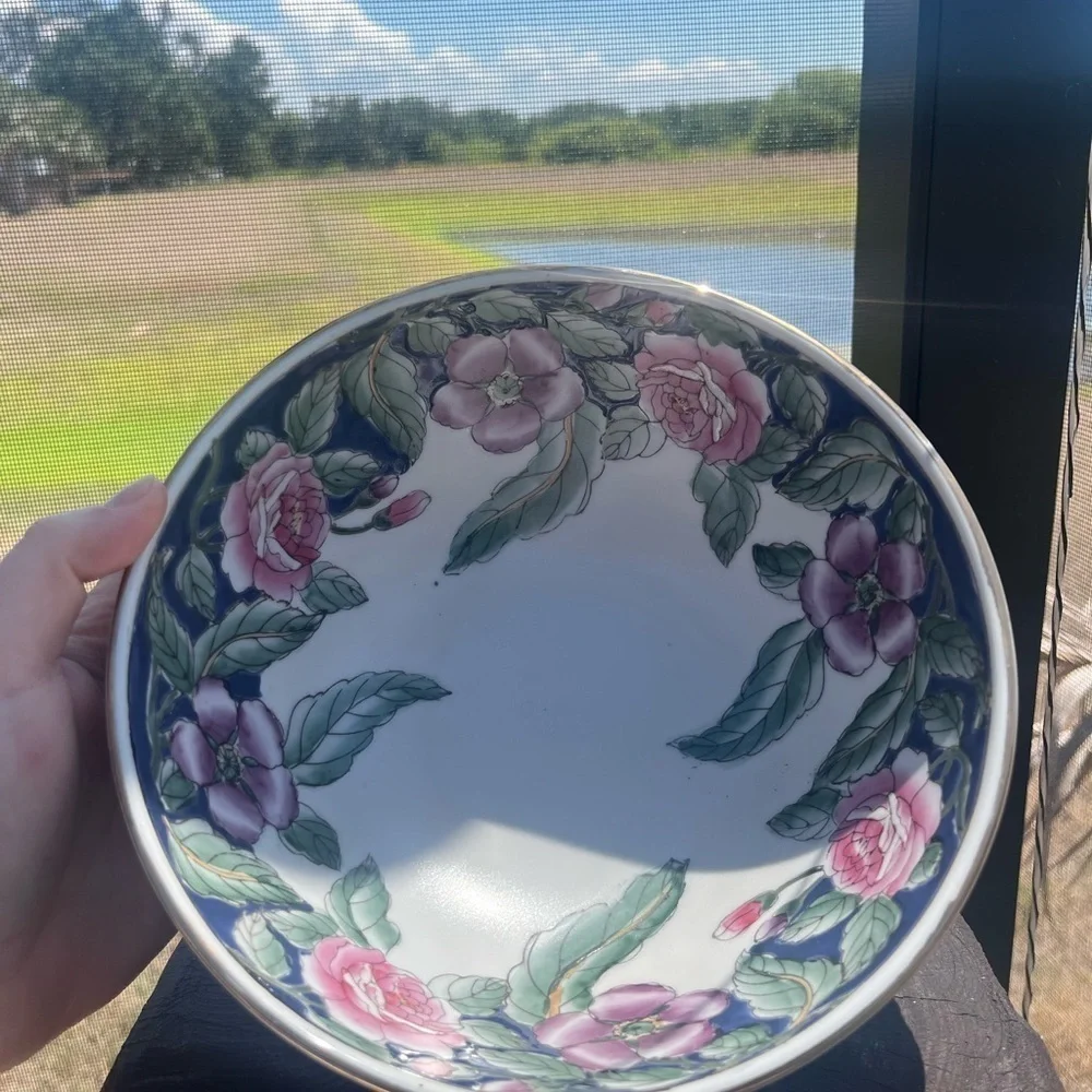 Andrea by Sadek Round serving plate, tall, with floral pattern